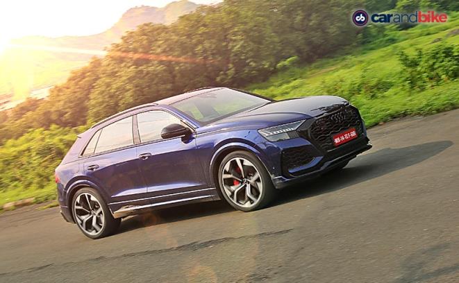 The Audi RS Q8 draws power from the 4.0-litre bi-turbo V8 with 600 bhp and 800 Nm